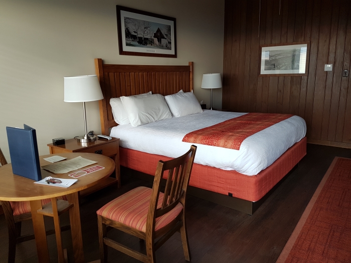discover our expert reviews of the top trail hotels and lodges, helping you find the perfect stay for your outdoor adventures.