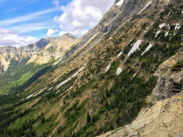 discover the top trail inns renowned for exceptional hospitality, cozy accommodations, and perfect rest stops on your hiking adventures.