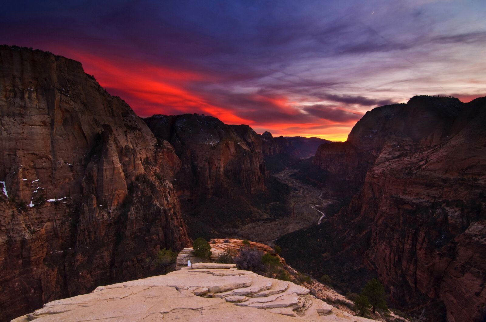 discover unique trails and stays for unforgettable adventures and cozy accommodations in stunning locations.